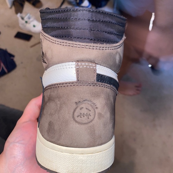 Travis Scott 1 - Picture 5 of 6